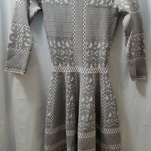 Gianni  Bini Long Sleeve Dress